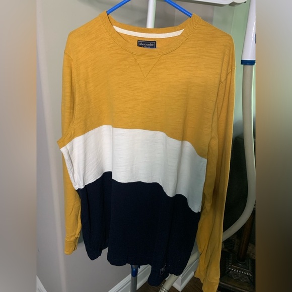 Abercrombie XXL Men’s Long Sleeve Sweater, Yellow/Navy/Cream color, NWOT - Picture 1 of 2